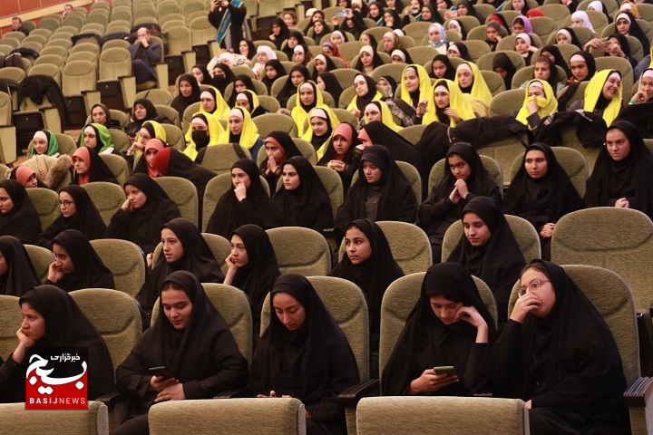 مرحله نهایی جشنواره سرود فجر در اردبیل+ تصاویر