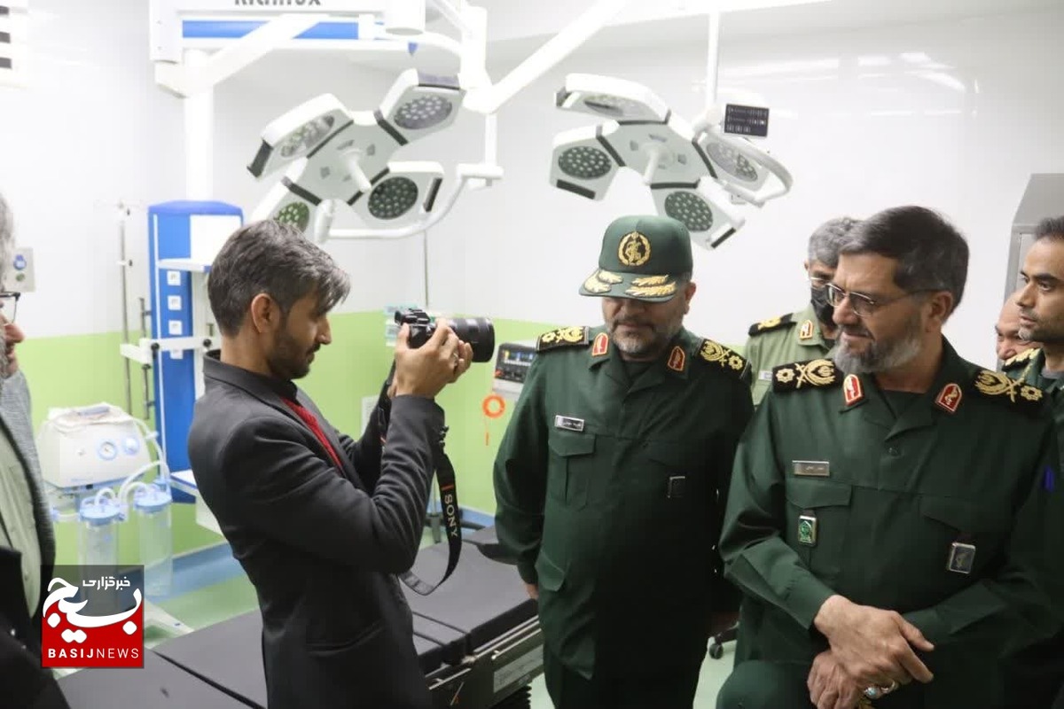 افتتاح مرکز جراحی نبوت در زاهدان با حضور سردار سلیمانی