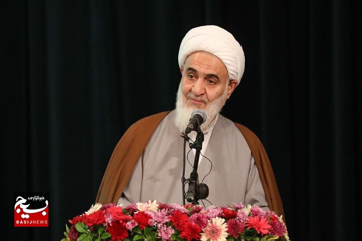 خواص بايد با روشنگري، انتخابات پر شوري را زمينه‌سازي کنند
