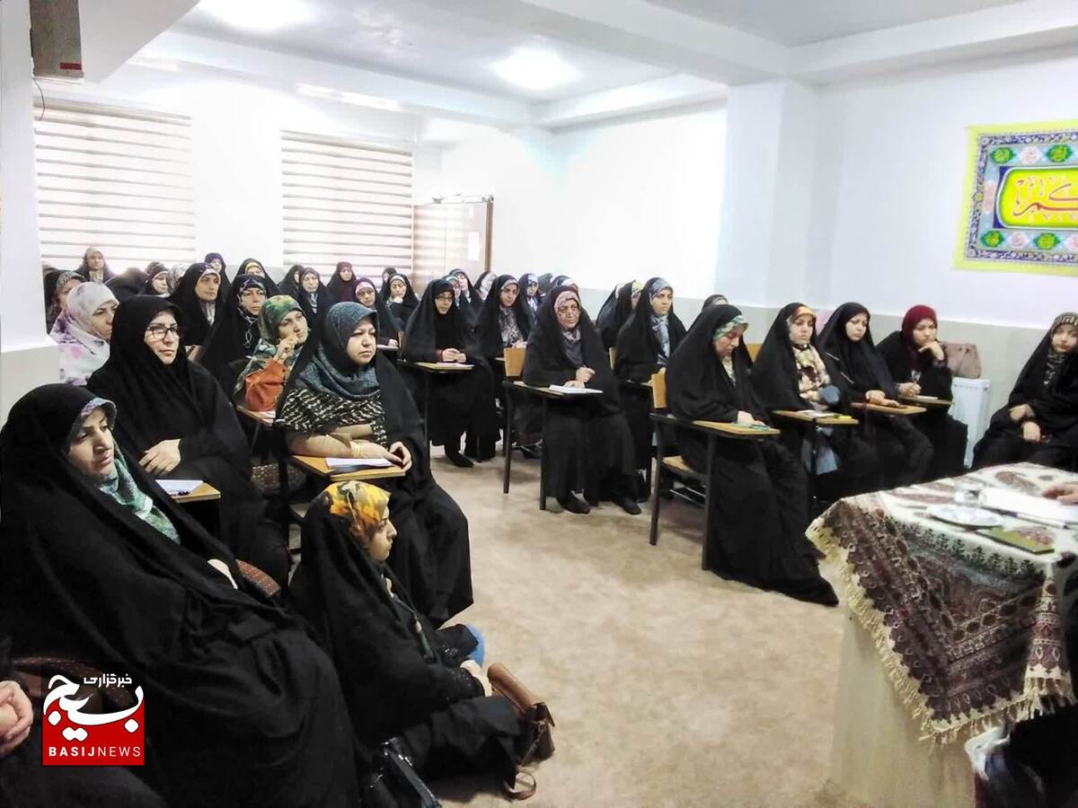  

کارگاه مشاوره ویژه همسران و دختران پایور برگزار شد