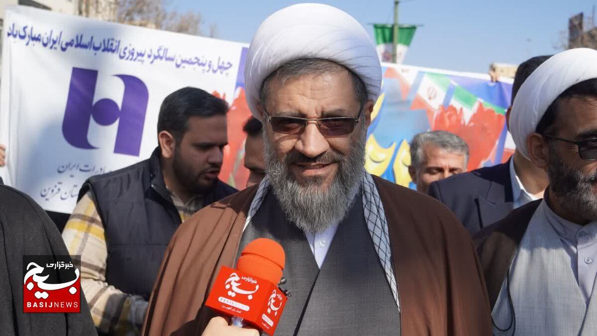  

وفاداری ملت ایران در تاریخ هیچ پیامبری تکرار نشد