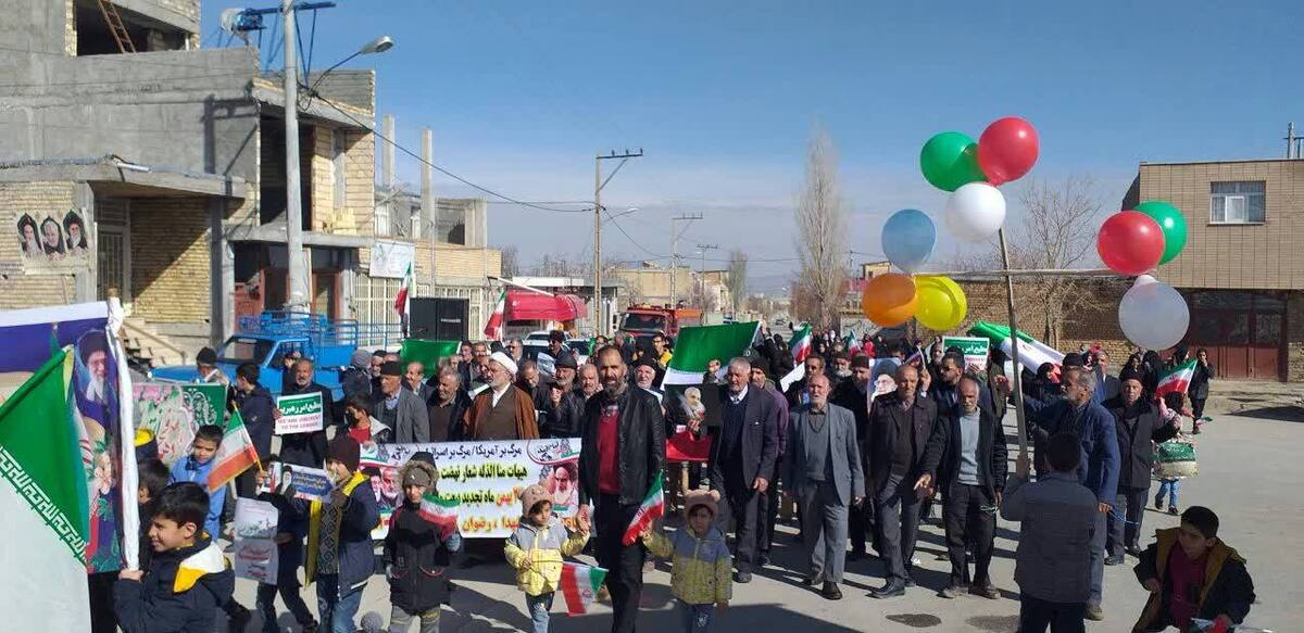 حضور حماسی و با شکوه مردم شهرستان بویین میاندشت در راهپیمایی ۲۲بهمن ماه