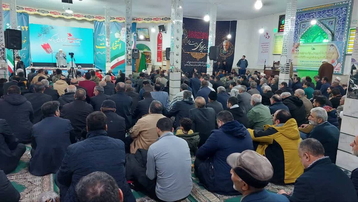 برگزاری چهاردهمین یادواره شهدای شهر فیروزکوه با حضور حجت‌الاسلام والمسلمین حاج مهدی طائب
