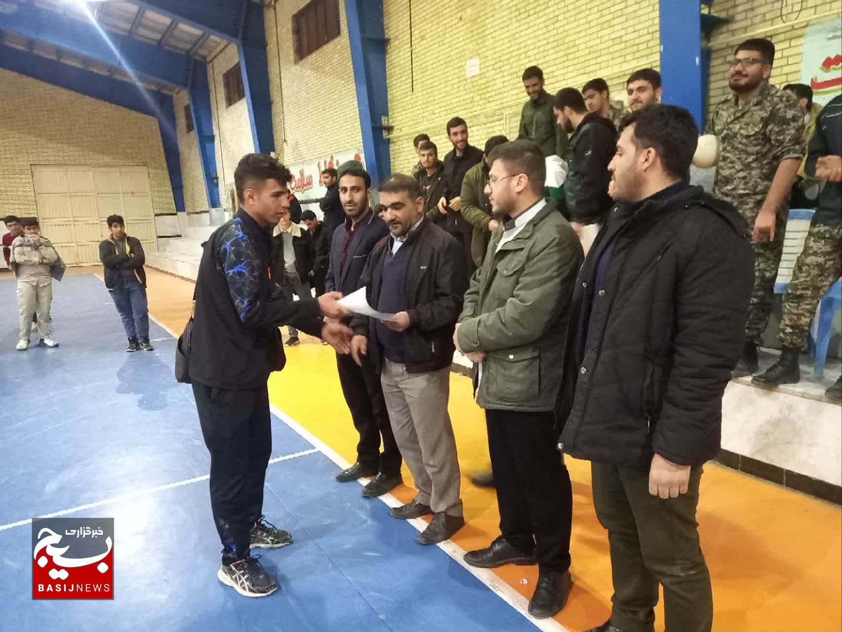 مسابقات فوتسال جام دهه فجر با قهرمانی تیم هاشمی نژاد به پایان رسید