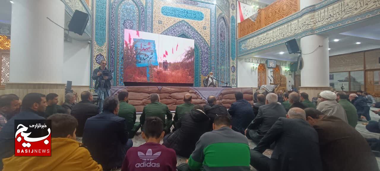 خون سیدالشهدا سبب بیداری ملت اسلامی و فروپاشی نظام پادشاهی شده است خون سیدالشهدا سبب بیداری ملت اسلامی و فروپاشی نظام پادشاهی شده است