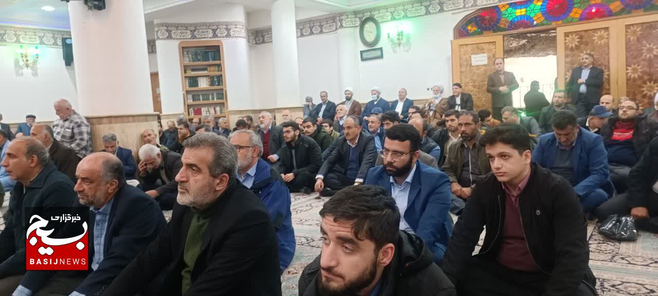 خون سیدالشهدا سبب بیداری ملت اسلامی و فروپاشی نظام پادشاهی شده است خون سیدالشهدا سبب بیداری ملت اسلامی و فروپاشی نظام پادشاهی شده است