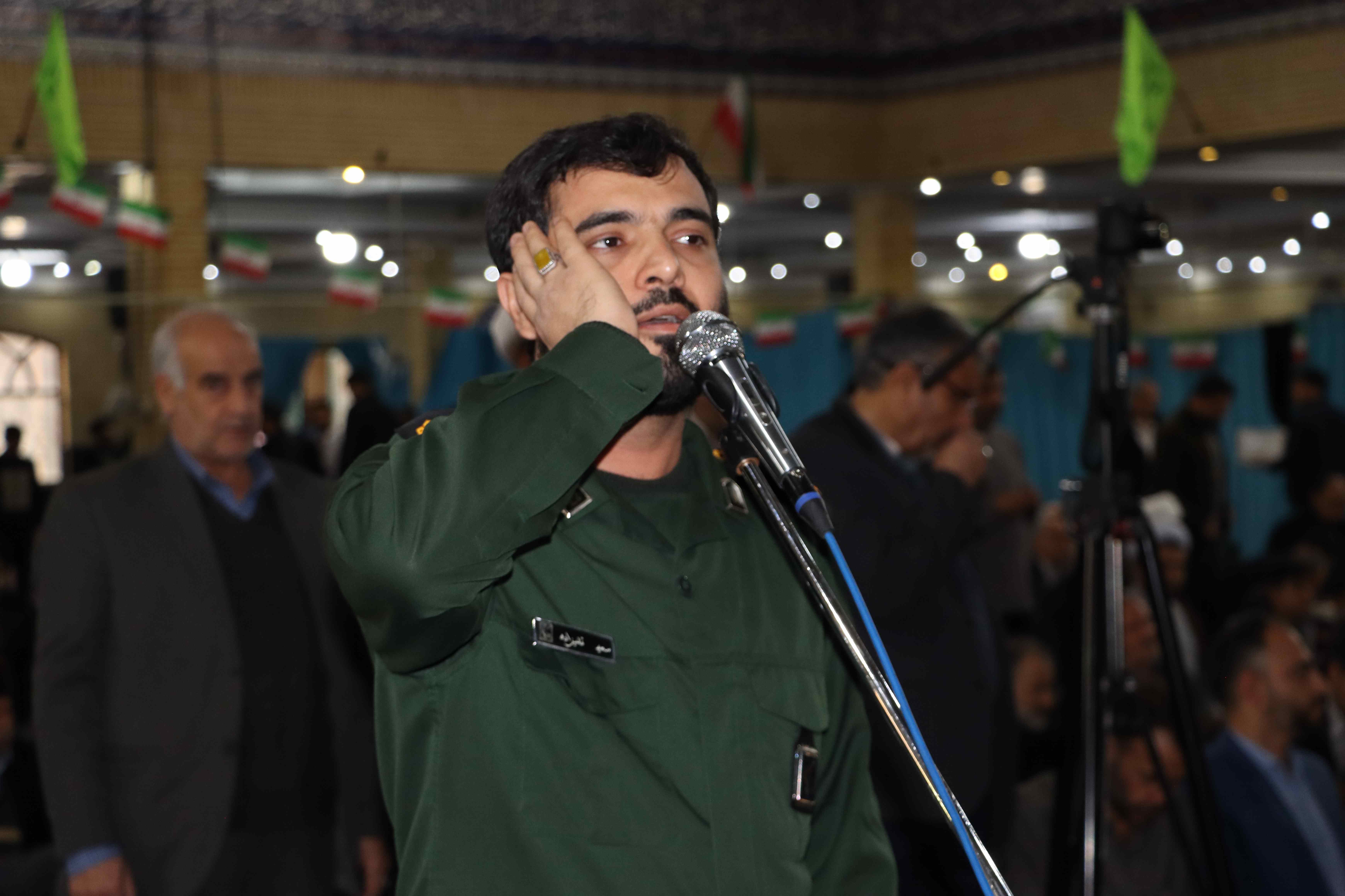 امروز انقلاب اسلامی به عنوان پیشران حرکتهای مقاومت در منطقه است امروز انقلاب اسلامی به عنوان پیشران حرکتهای مقاومت در منطقه است
