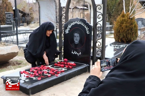 میثاق بانوان خبرنگار تبریزی با شهید قیام 29 بهمن تبریز میثاق بانوان خبرنگار تبریزی با شهید قیام 29 بهمن تبریز