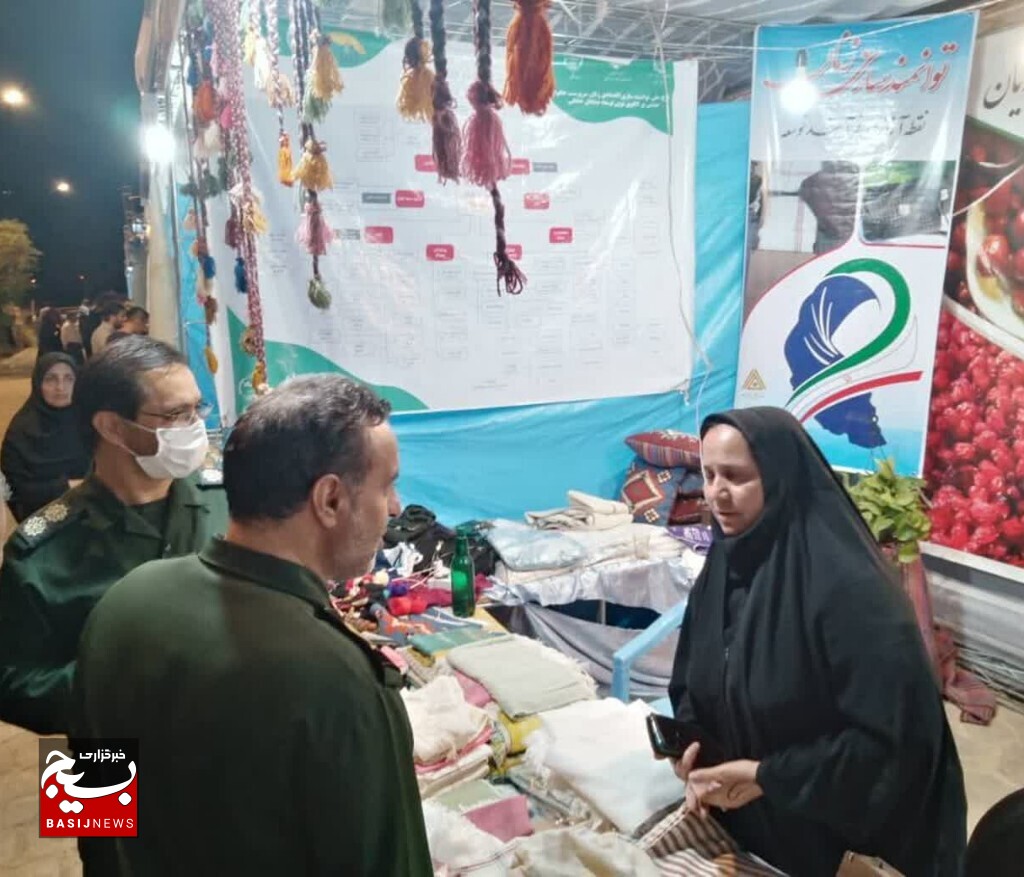 از اشتغالزایی برای ۴۰۰ بانوی شهری و روستایی تا معرفی به عنوان بانوی کارآفرین نمونه در  کشور