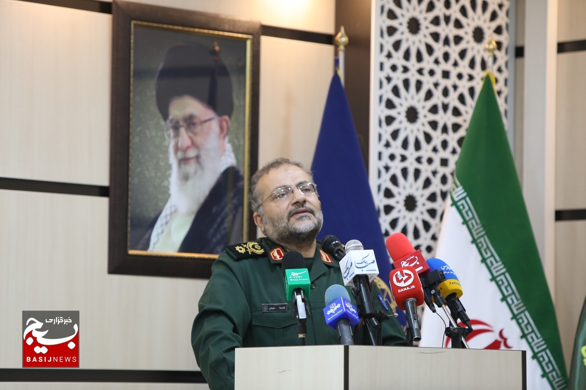 جوانان باید میدان‌دار امور باشند/باید تمرکزمان بر روی تربیت نیروهای مومن و انقلابی باشد