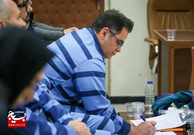 شناسایی ۲۱۴هزار مترمربع از املاک ابرمفسد اقتصادی/ ۳هزار میلیارد تومان به بیتالمال بازگشت شناسایی ۲۱۴هزار مترمربع از املاک ابرمفسد اقتصادی/ ۳هزار میلیارد تومان به بیتالمال بازگشت
