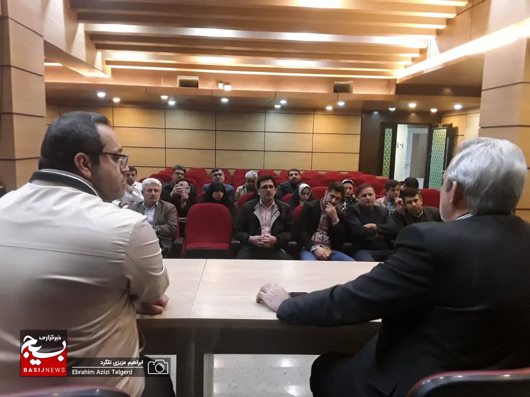 بازگشت اصحاب رسانه کهگیلویه و بویراحمد از سفر زیارتی مشهد مقدس / تقدیر خبرنگاران از مسولان استان +( تصاویر)