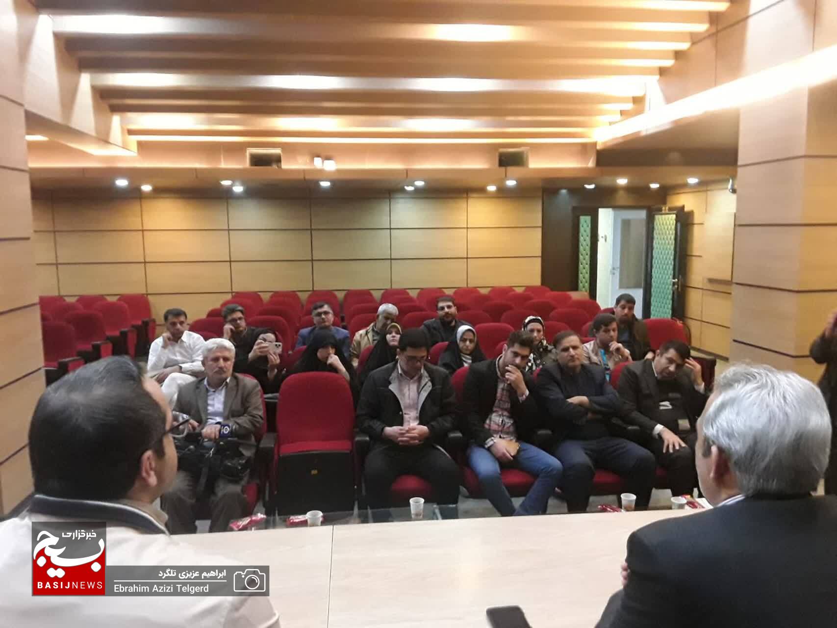 بازگشت اصحاب رسانه کهگیلویه و بویراحمد از سفر زیارتی مشهد مقدس / تقدیر خبرنگاران از مسولان استان +( تصاویر)
