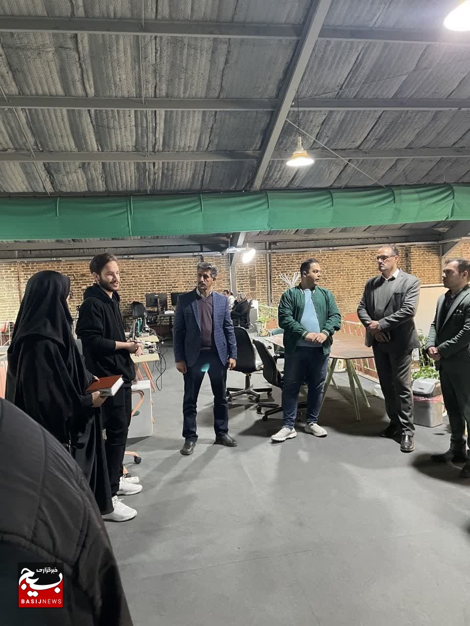 تور بازدید از کارخانه نوآوری آزادی تهران تور بازدید از کارخانه نوآوری آزادی تهران