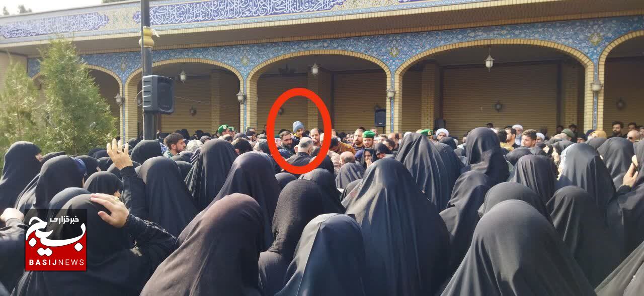مراسم تشییع و تدفین نسیبه علی پرست همسر مکرمه شهید مدافع حرم سجاد طاهرنیا گیلان مراسم تشییع و تدفین نسیبه علی پرست همسر مکرمه شهید مدافع حرم سجاد طاهرنیا گیلان