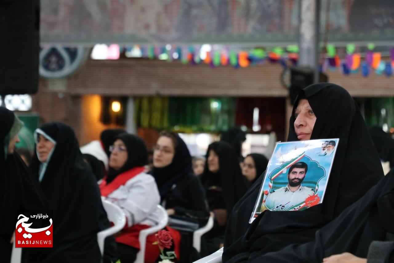 برگزاری شهدای بهداری سپاه و امدادگر گیلان