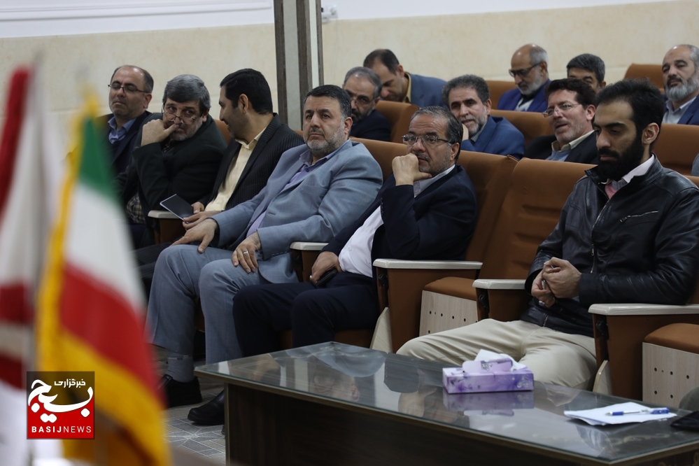 نشست هم اندیشی مسئولین بسیج جامعه پزشکی در قم برگزار شد