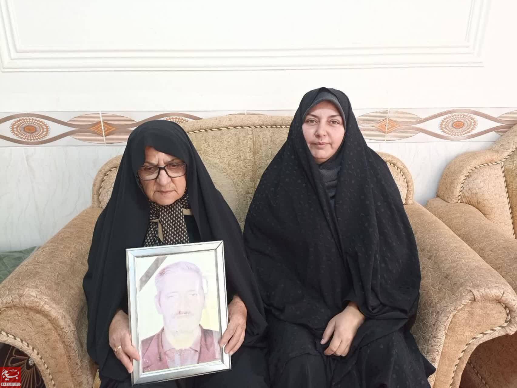 اشتیاق خانواده «شهید بسطامی» برای دیدار با سردار ملک شاهکوهی اشتیاق خانواده «شهید بسطامی» برای دیدار با سردار ملک شاهکوهی