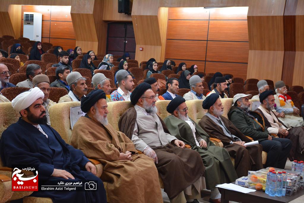 برگزاری همایش استانی نقش مردم در هندسه مراسم و مناسبت‌های انقلاب اسلامی در یاسوج / تجلیل از فعالان مردمی
