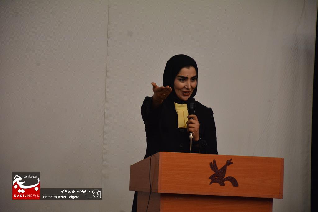 معارفه مدیرکل جدید کانون پرورش فکری کودکان‌ استان در یاسوج/ کهگیلویه و بویراحمد ضعیف ترین استان در تخصیص اعتبارات کانون پرورش فکری / توصیه های کمالوندی به معاون استاندار