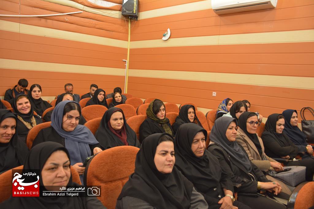 معارفه مدیرکل جدید کانون پرورش فکری کودکان‌ استان در یاسوج/ کهگیلویه و بویراحمد ضعیف ترین استان در تخصیص اعتبارات کانون پرورش فکری / توصیه های کمالوندی به معاون استاندار