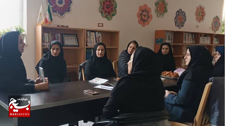 ادارات در معرفی جشنواره کتابخوانی رضوی اهتمام جدی داشته باشند