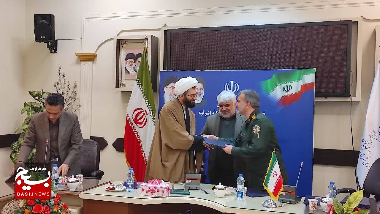 ضمیمه کردن فرهنگ دفاع مقدس به فرهنگ عمومی یک ضرورت است ضمیمه کردن فرهنگ دفاع مقدس به فرهنگ عمومی یک ضرورت است