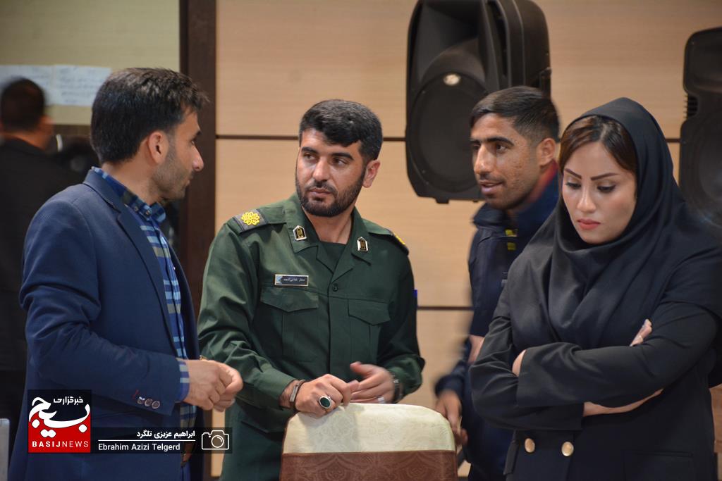 تجلیل از مهندسین سازمان بسیج مهندسین کشاورزی و منابع طبیعی استان