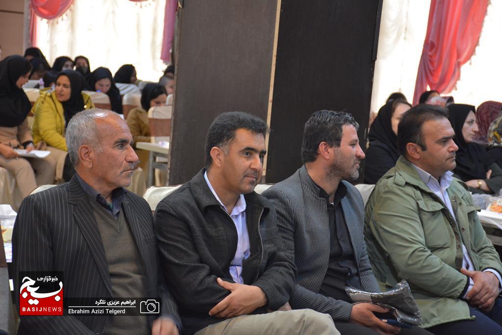 تجلیل از مهندسین سازمان بسیج مهندسین کشاورزی و منابع طبیعی استان