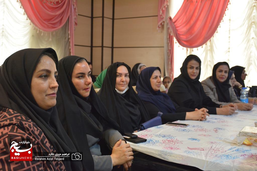 تجلیل از مهندسین سازمان بسیج مهندسین کشاورزی و منابع طبیعی استان