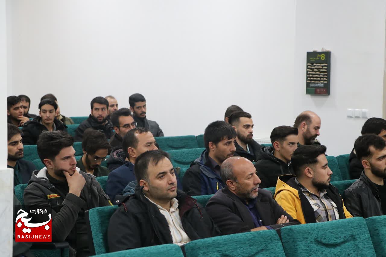 مردم با شرکت در انتخابات سرنوشت خودشان را تعیین کنند