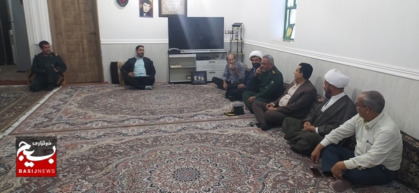 سرکشی از خانواده معلم شهید خضر نامور