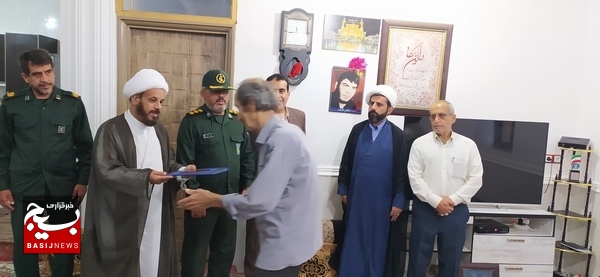 سرکشی از خانواده معلم شهید خضر نامور