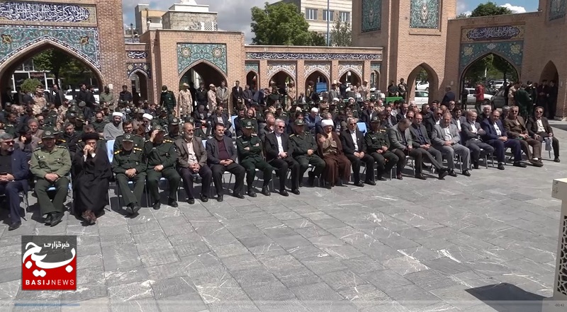 عطرافشانی و گلباران مزار شهدا به مناسبت هفته عقیدتی سیاسی در اردبیل