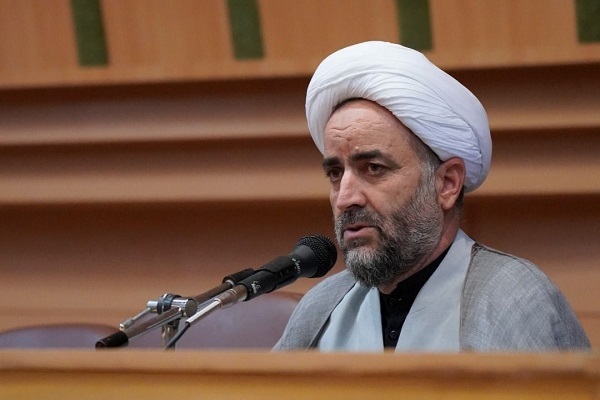 وظیفه خودسازی یکی از وظایف مهم پاسداران است