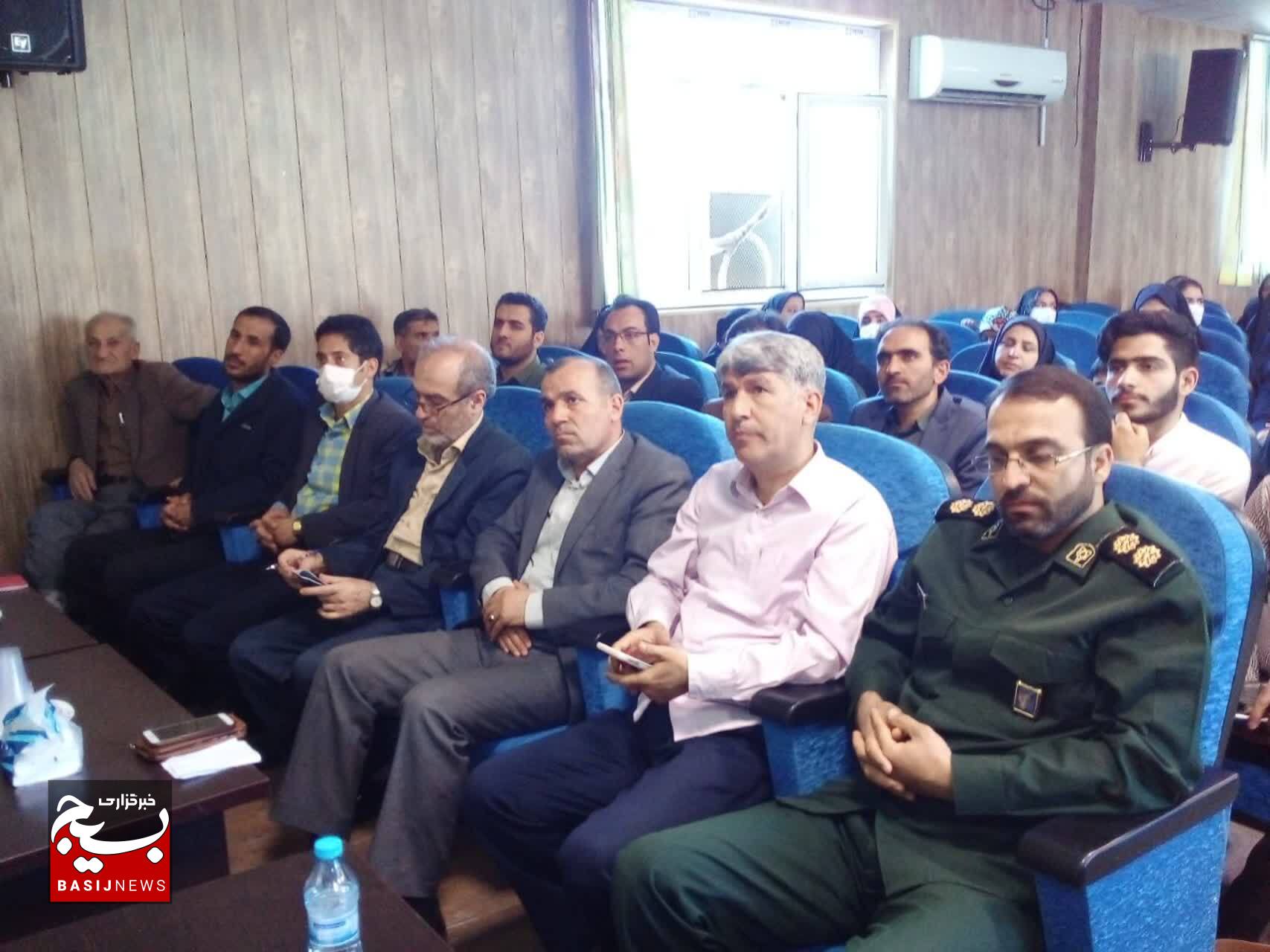 برگزاری سلسله نشست‌های جهاد تبیین با محوریت سواد رسانه در شهرستان قدس