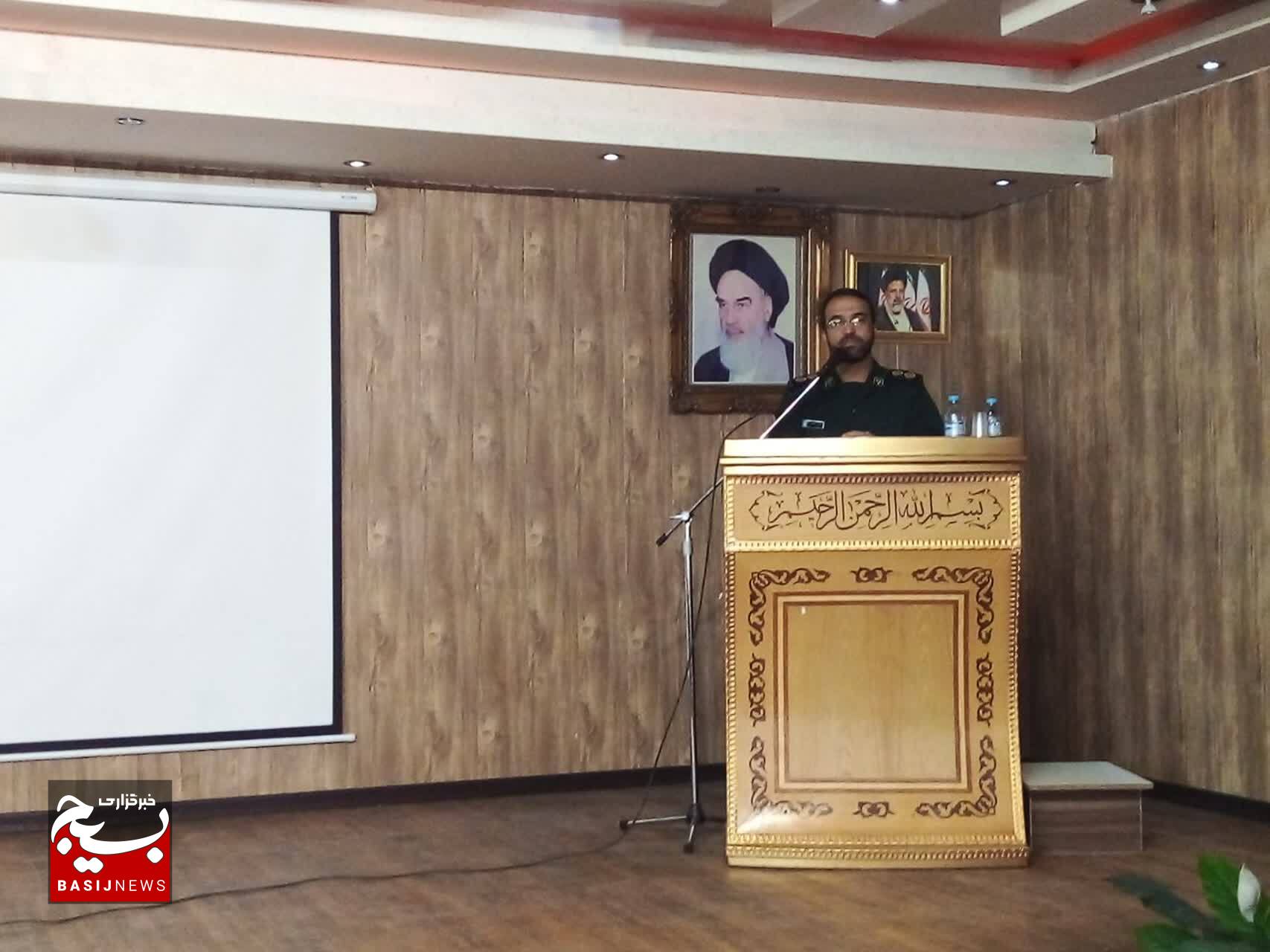 برگزاری سلسله نشست‌های جهاد تبیین با محوریت سواد رسانه در شهرستان قدس