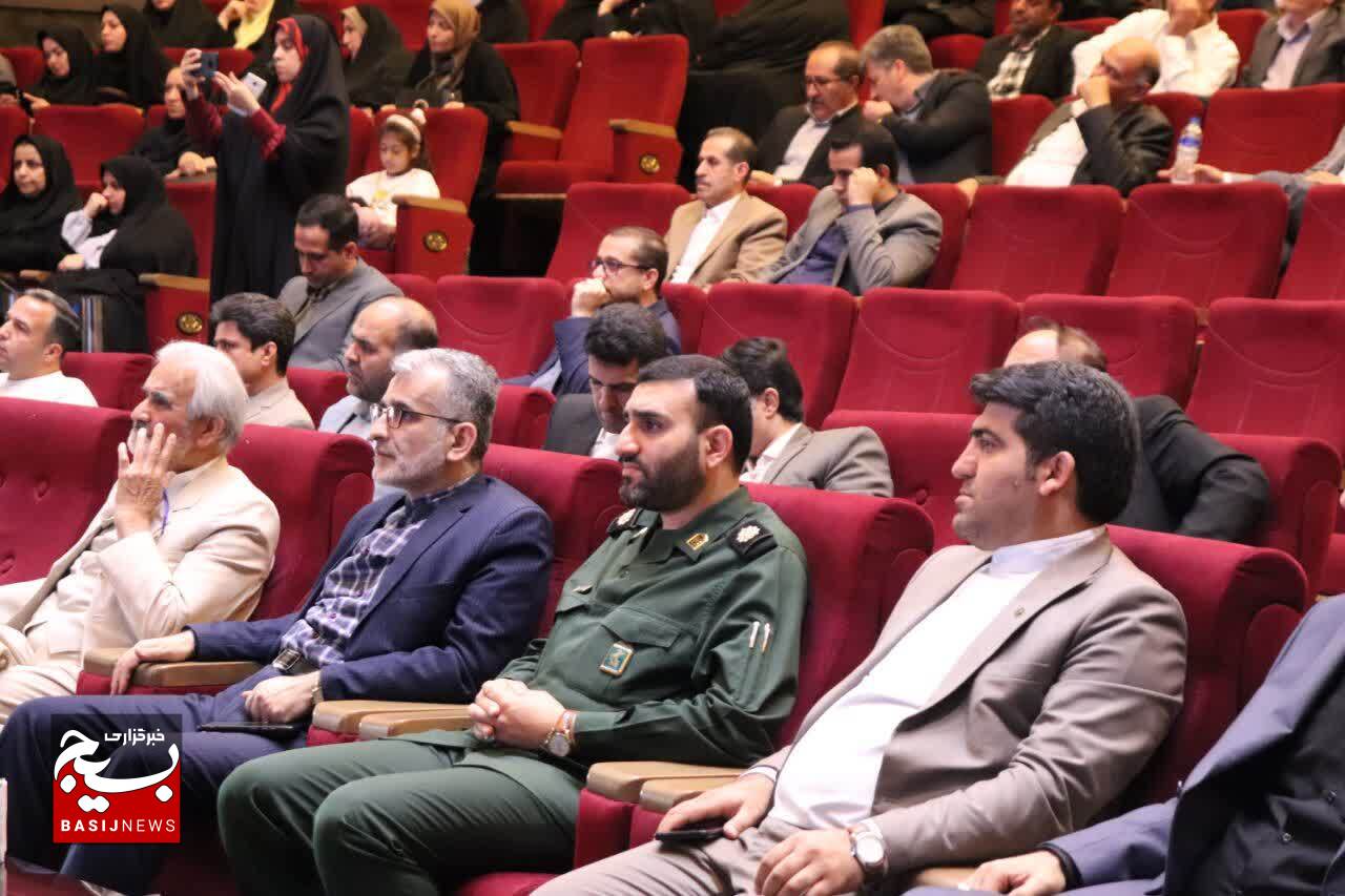 برگزاری آئین تجلیل از معلمین شهرستان قدس برگزاری آئین تجلیل از معلمین شهرستان قدس