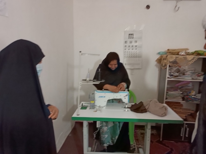 افتتاح کارگاه خیاطی با همکاری جهادگران درمنوجان افتتاح کارگاه خیاطی با همکاری جهادگران درمنوجان