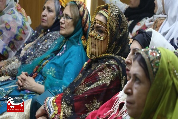 نخستین نشست ملی تخصصی پوشاک اقوام ایرانی