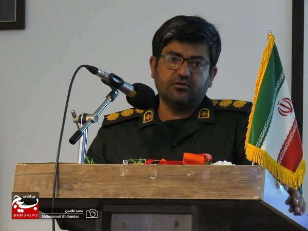 فرمانده جدید حوزه مقاومت دانش‌آموزی قدس کنگان معرفی شد/ معرفی سرپرست کانون بسیج فرهنگیان شهرستان کنگان