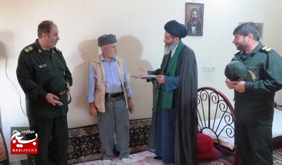 دیدار جمعی از مسئولان سپاه درگز با رزمندگان و ایثارگران دفاع مقدس + عکس