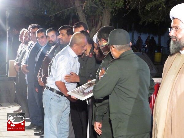 یادواره شهدای گمنام و شهدای شهر دلوار برگزار شد یادواره شهدای گمنام و شهدای شهر دلوار برگزار شد
