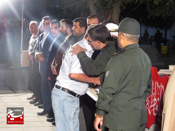 یادواره شهدای گمنام و شهدای شهر دلوار برگزار شد یادواره شهدای گمنام و شهدای شهر دلوار برگزار شد