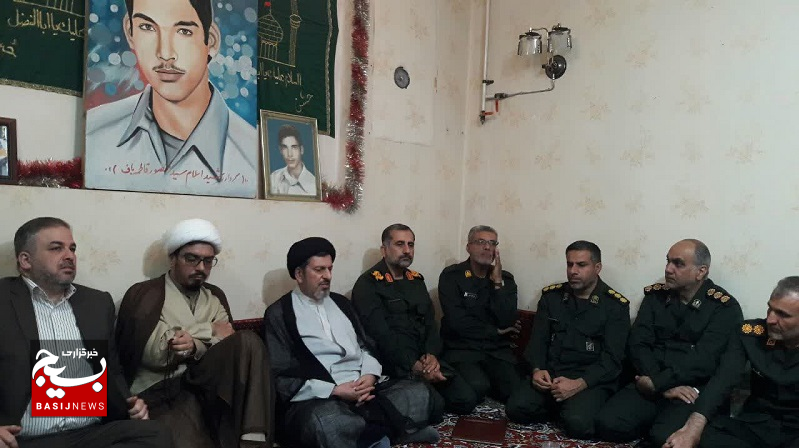 دیدار با مادری که 41 سال چشمانتظار بود+تصاویر دیدار با مادری که 41 سال چشمانتظار بود+تصاویر