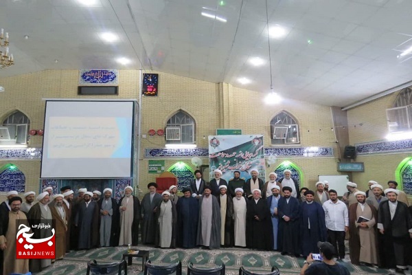 بد خواهان، دین زدایی را محور جدایی نسل جوان از عقاید و مکتب دنبال می کنند