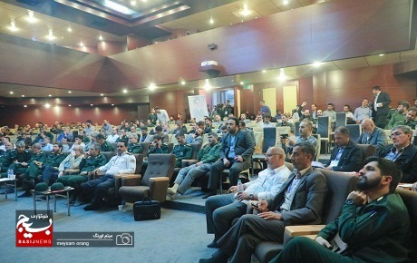 تجدید میثاق فرمانده و پرسنل قرارگاه شهید فهمیده با آرمان های حضرت امام خمینی(ره)