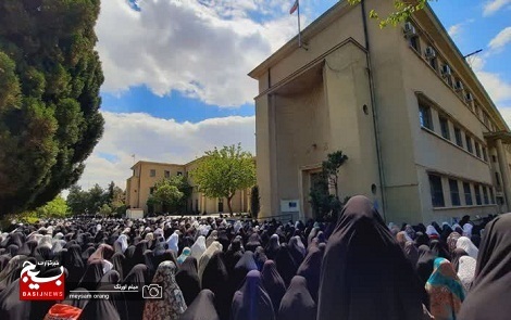 حضور پرشور و حماسی خواهران بسیجی حوزه ۲۴۴ معرفت در راهپیمایی روز قدس