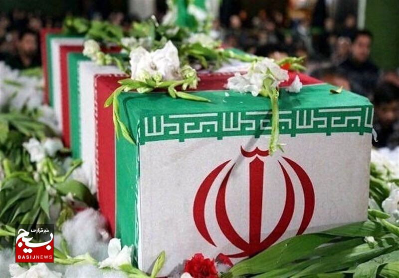 تشییع پیکر شهدای حمله تروریستی سراوان/ تذکر فرمانده مرزبانی به کشورهای همسایه شرقی ایران تشییع پیکر شهدای حمله تروریستی سراوان/ تذکر فرمانده مرزبانی به کشورهای همسایه شرقی ایران