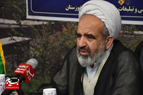 پادزهر مقابله با جنگ ترکیبی دشمن« جهاد تبیین» است/ ستون فقرات جنگ ترکیبی «فریب و نیرنگ» مردم است